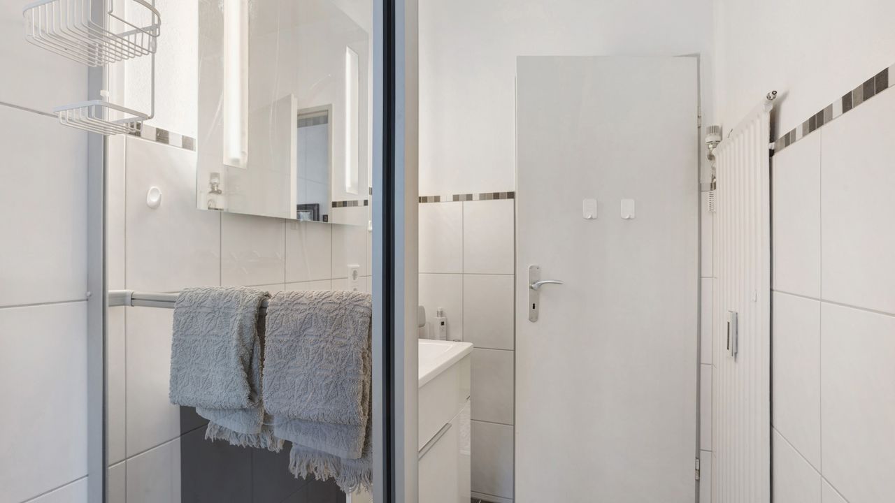 INSIDE, BATHROOM INSIDE, BATHROOM
